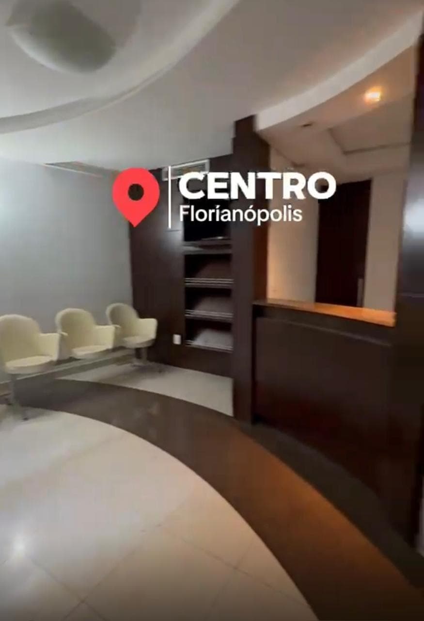 Sala comercial em Centro — foto 2